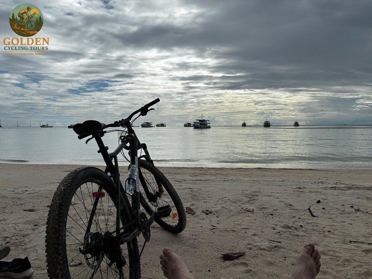 3-Hour Morning Phu Quoc Cycling Tour: Culture, Markets & Coastal Gems